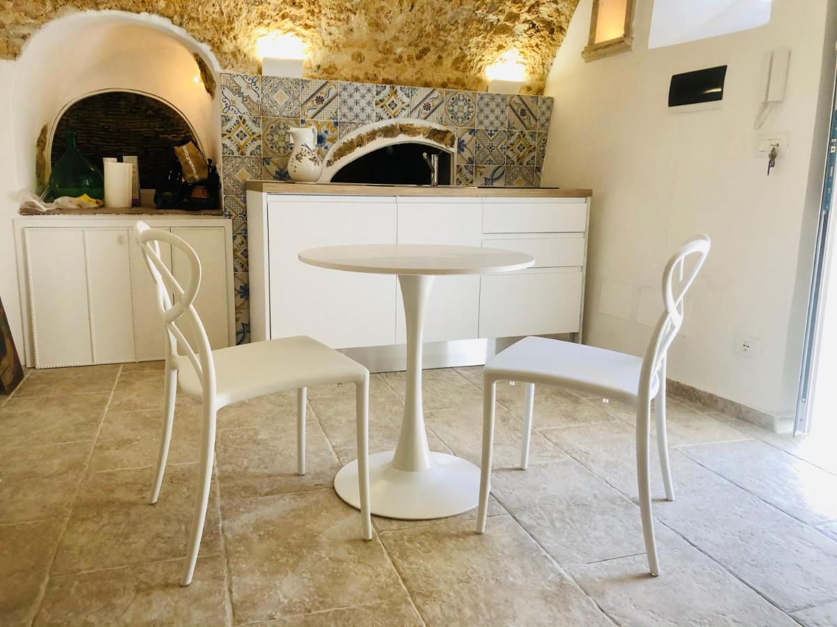 Dimora Umberto - Dammuso Apartment *